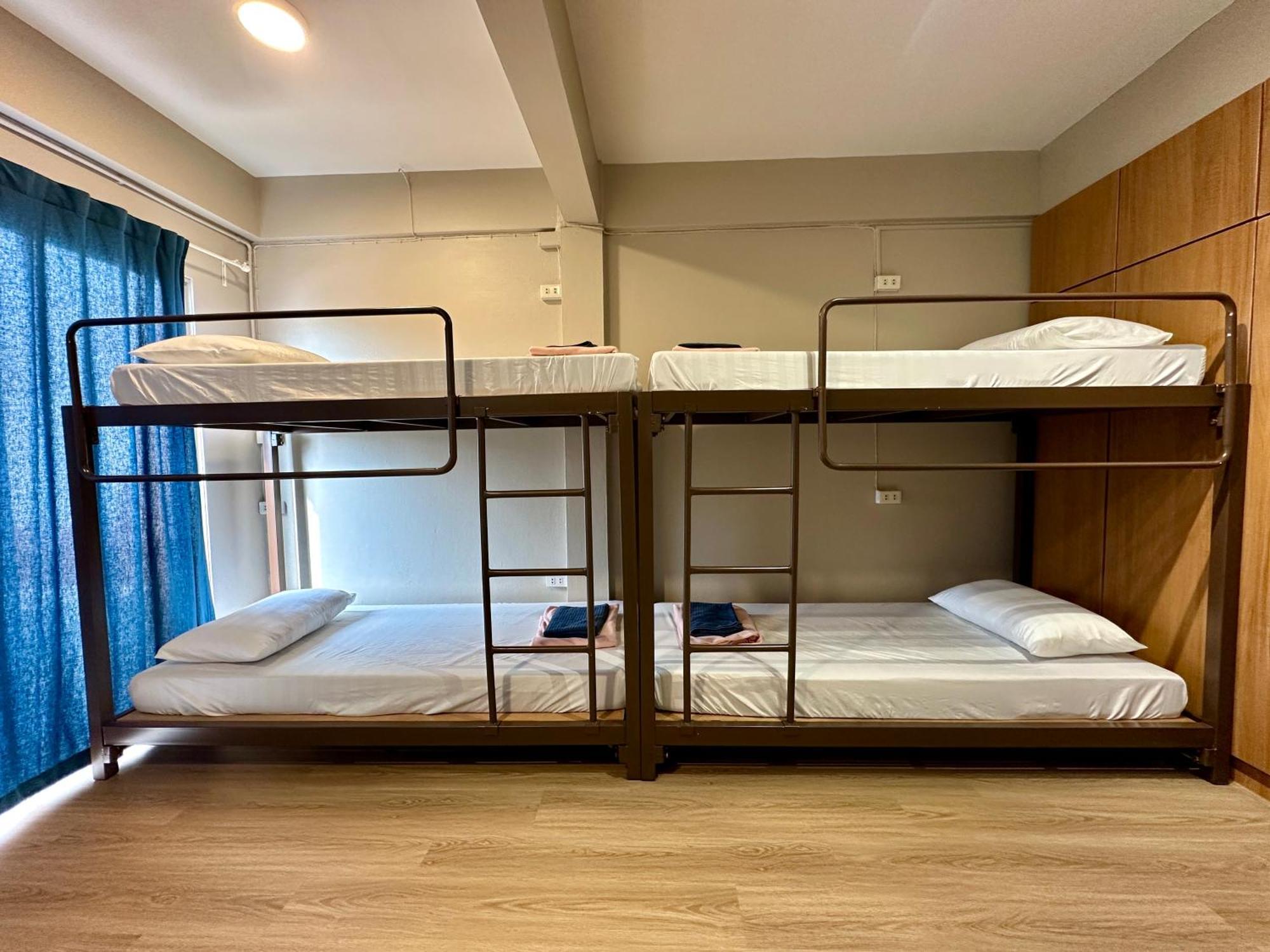 Films House Hostel Bang Saen Exterior photo